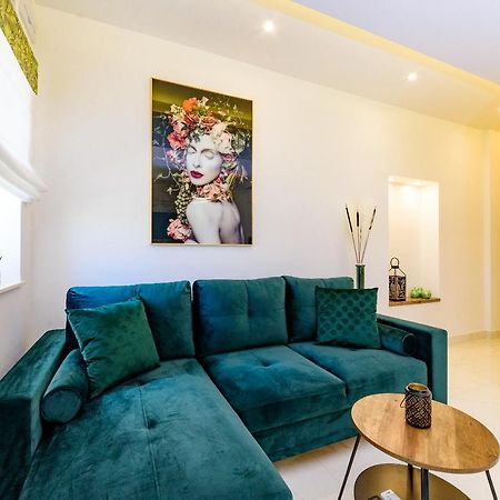 Apartmani Bokin Bol Exteriör bild