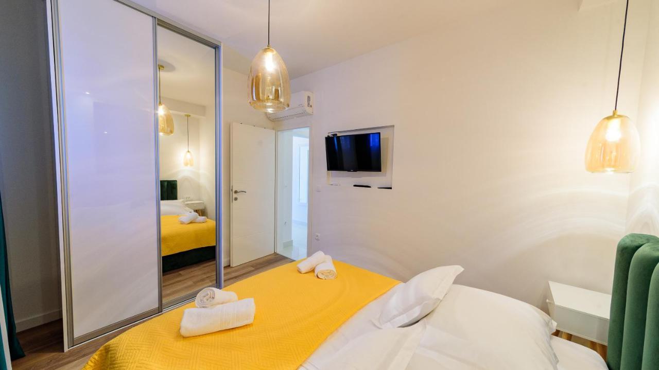 Apartmani Bokin Bol Exteriör bild