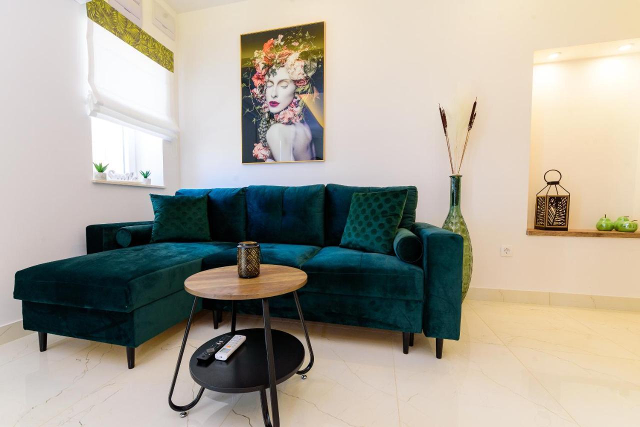 Apartmani Bokin Bol Exteriör bild