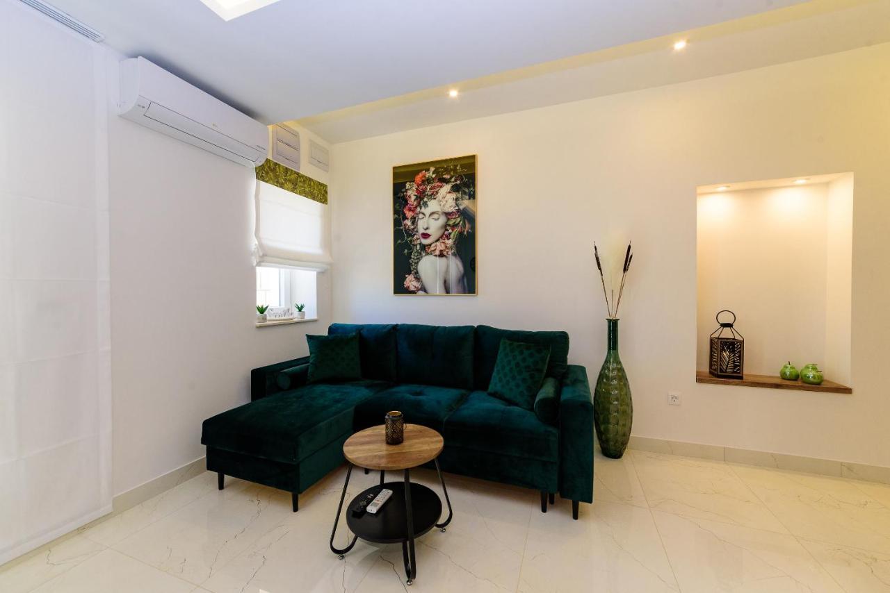 Apartmani Bokin Bol Exteriör bild